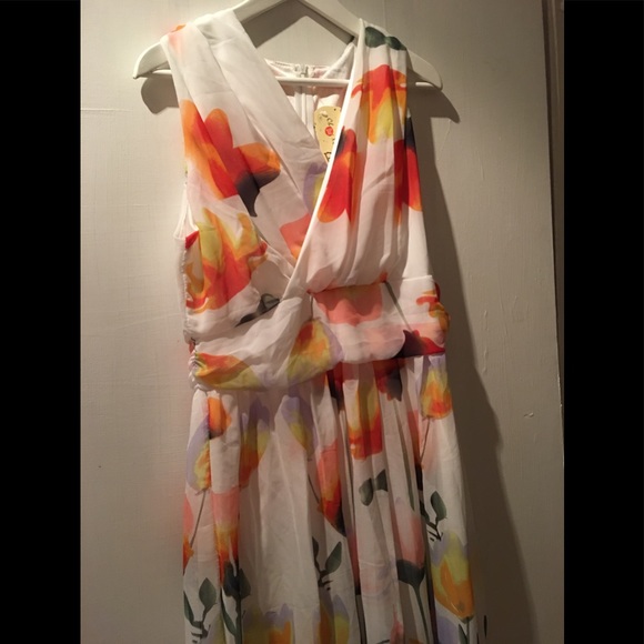 Xin Dresses & Skirts - Xin Floral Summer Dress Size XL